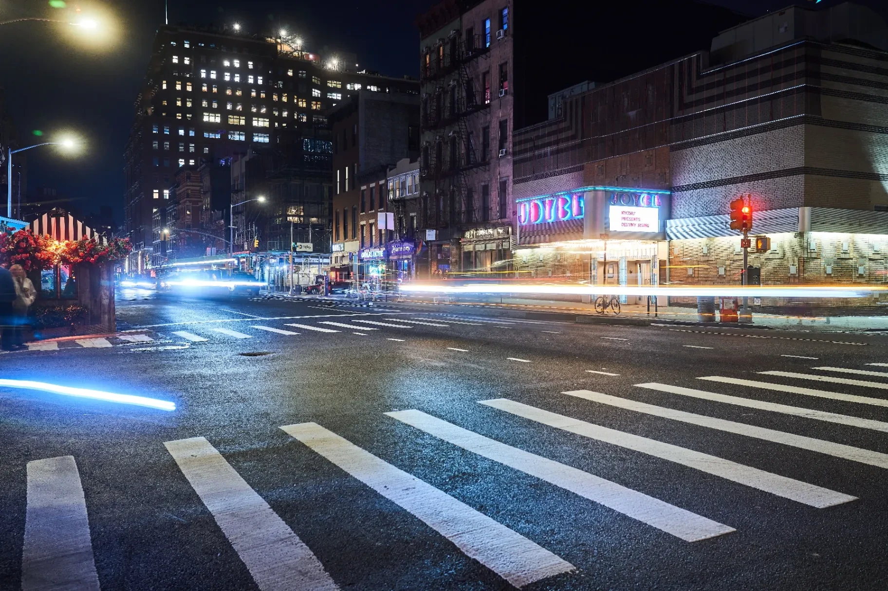 Dramatic nighttime theatrical portrait photography in New York City